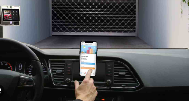 From Keyless Entry to Smartphone Integration: Transforming Vehicle Access